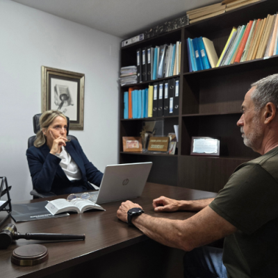 Conoce a Beatriz Porcar abogada